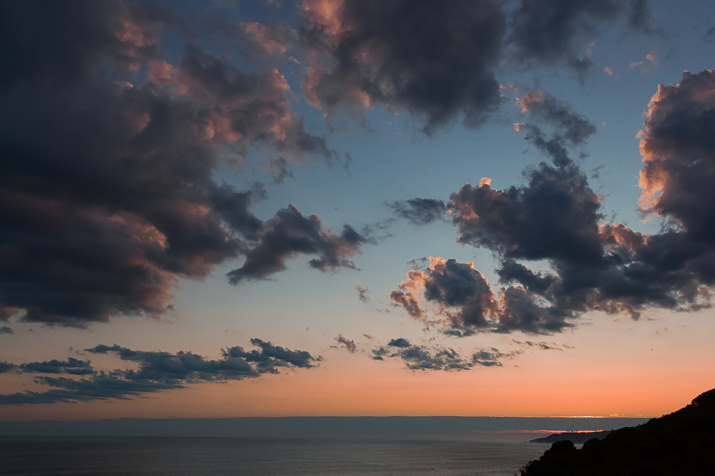 sunset-clouds-over-ocean