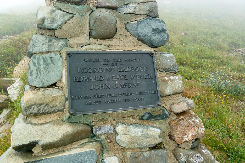 plaque-gadsden-memorial-mount-bogong