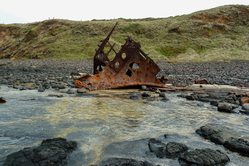 remains-speke-phillip-island