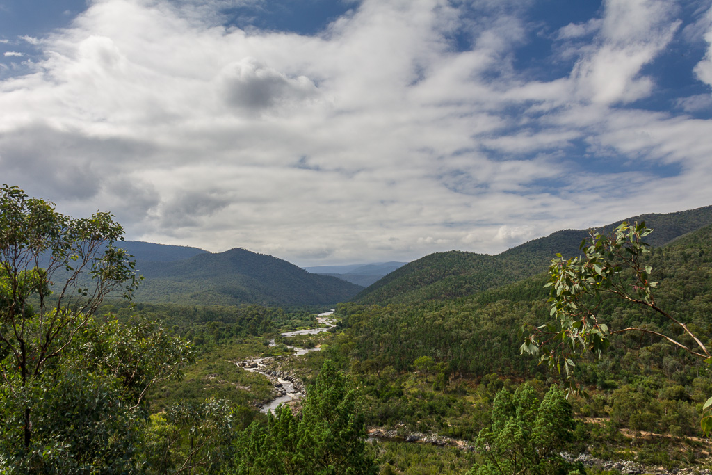 snowy-river-from-barry-way