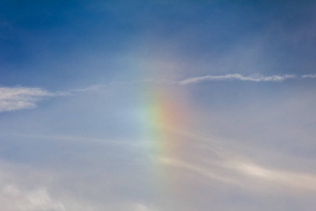 small-rainbow-in-sky-phillip-island