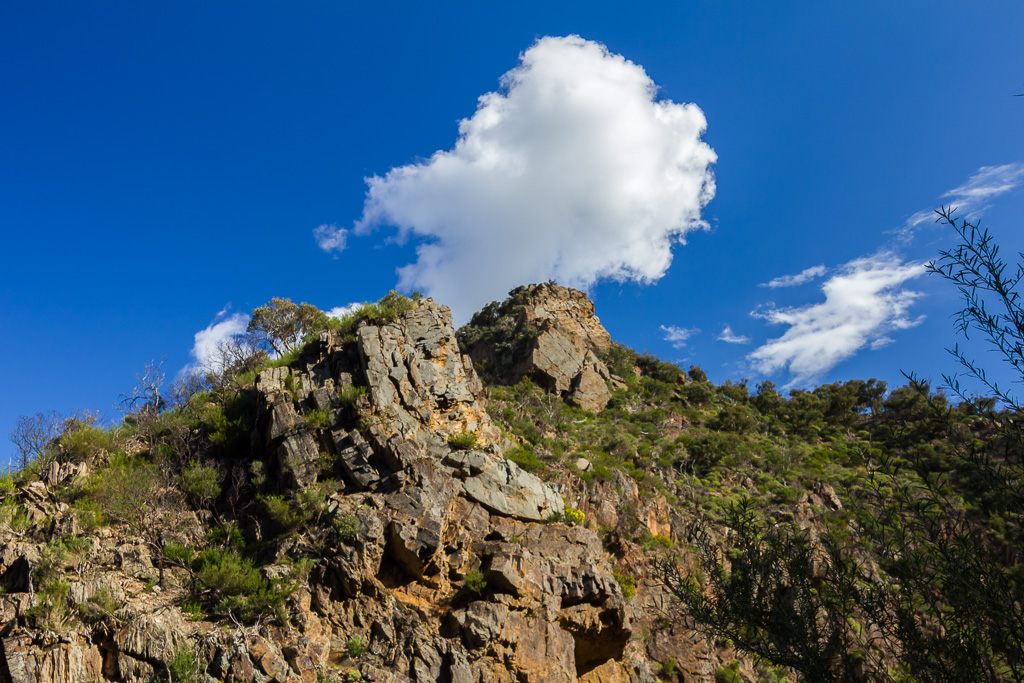 cloud-over-werribee-gorge-rock-wall