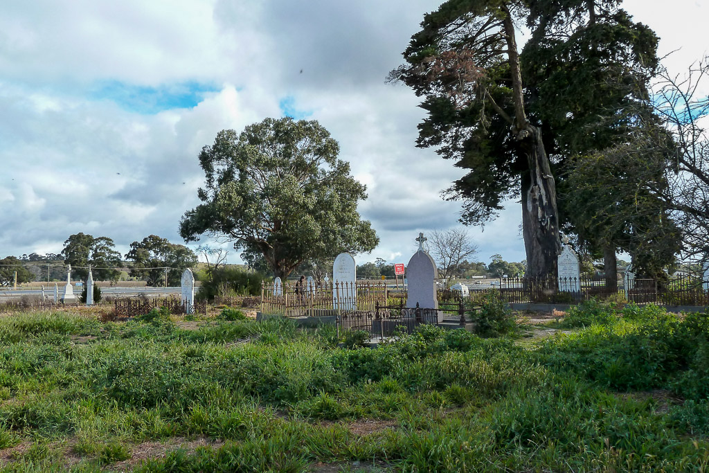 old-hopetoun-cemetery