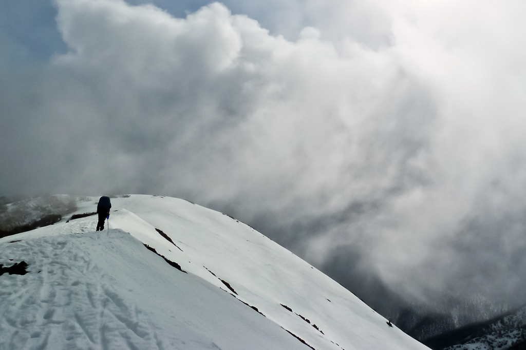 Razorback-Spur-under-snow
