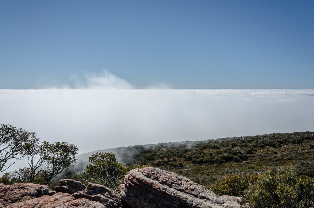 cloud-layer-near-mount-william-summit