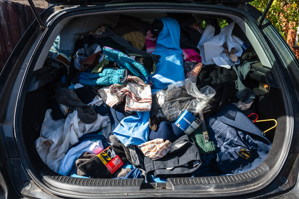 car-loaded-with-clothes