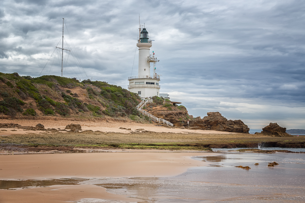 point-lonsdale-lighthouse-low-tide-on-beach