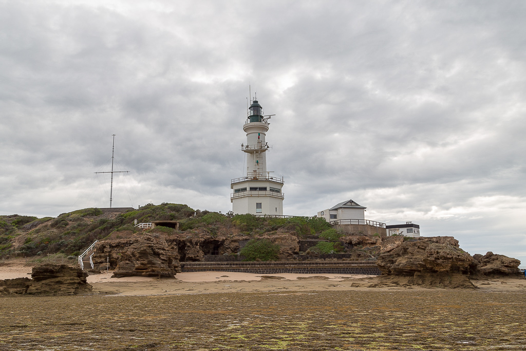 point-lonsdale-lighthouse-low-tide