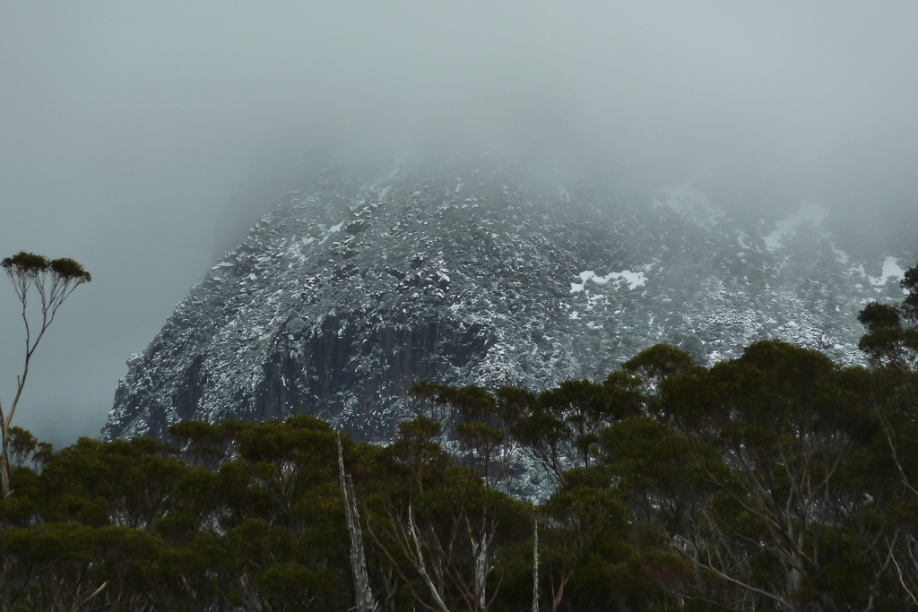 mount-in-cloud-overland-track