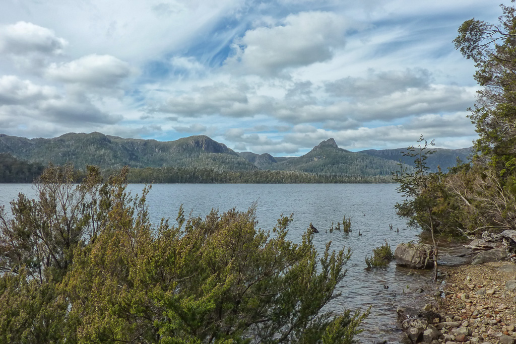 mount-ida-and-lake-st-clair-tasmania