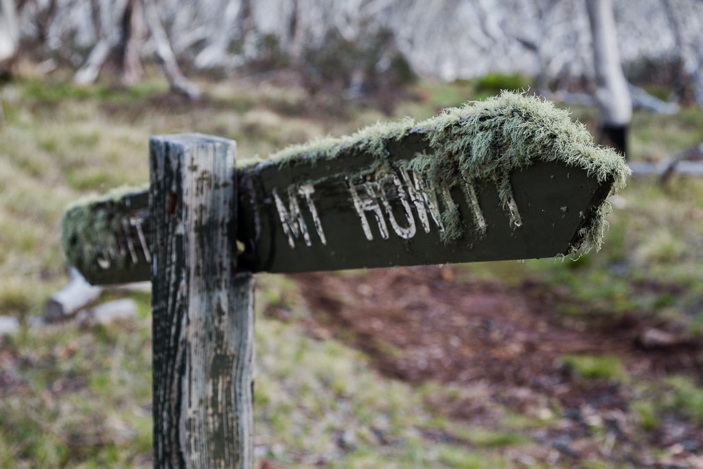 mount-howitt-track-sign