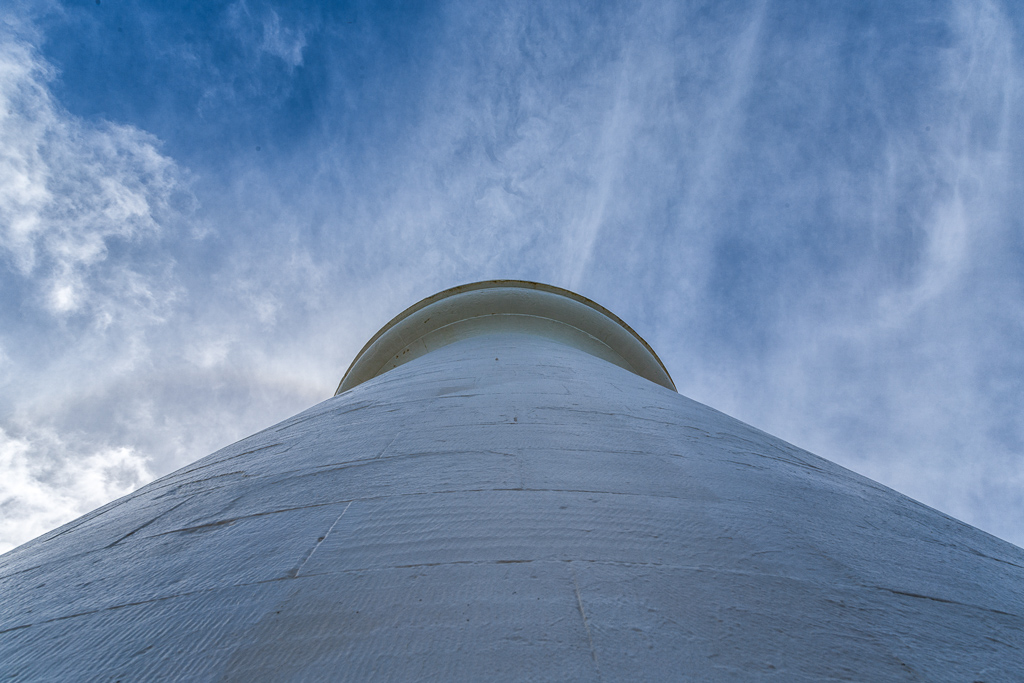 looking-up-cape-otway-lighthouse