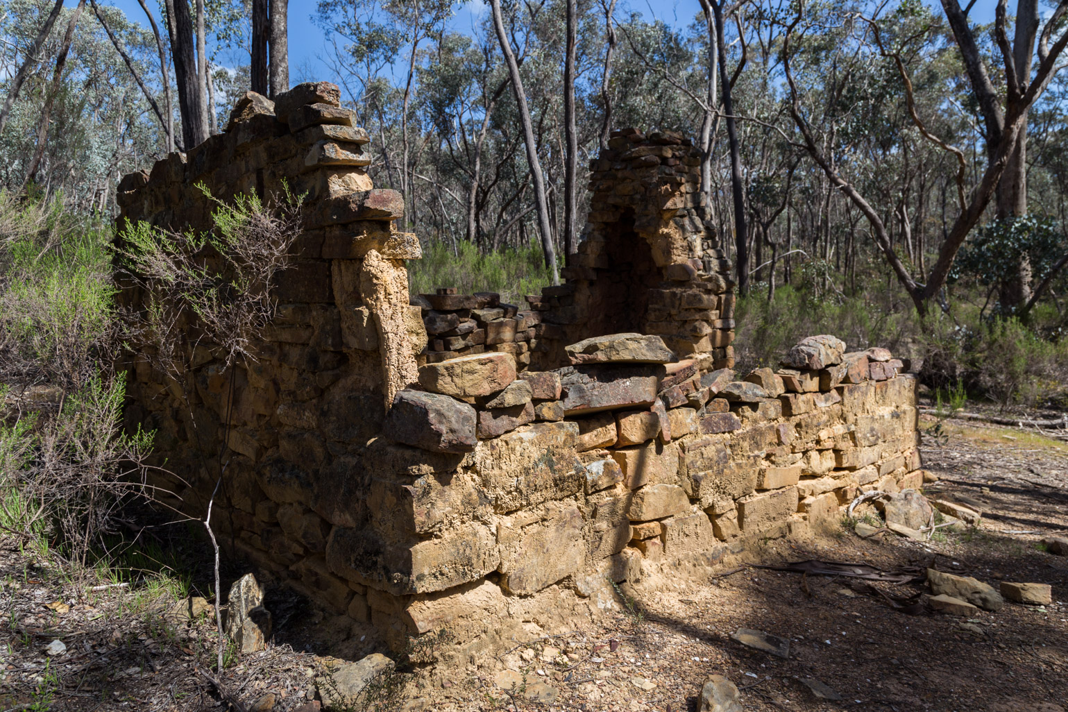 building-ruins-goldfields-track