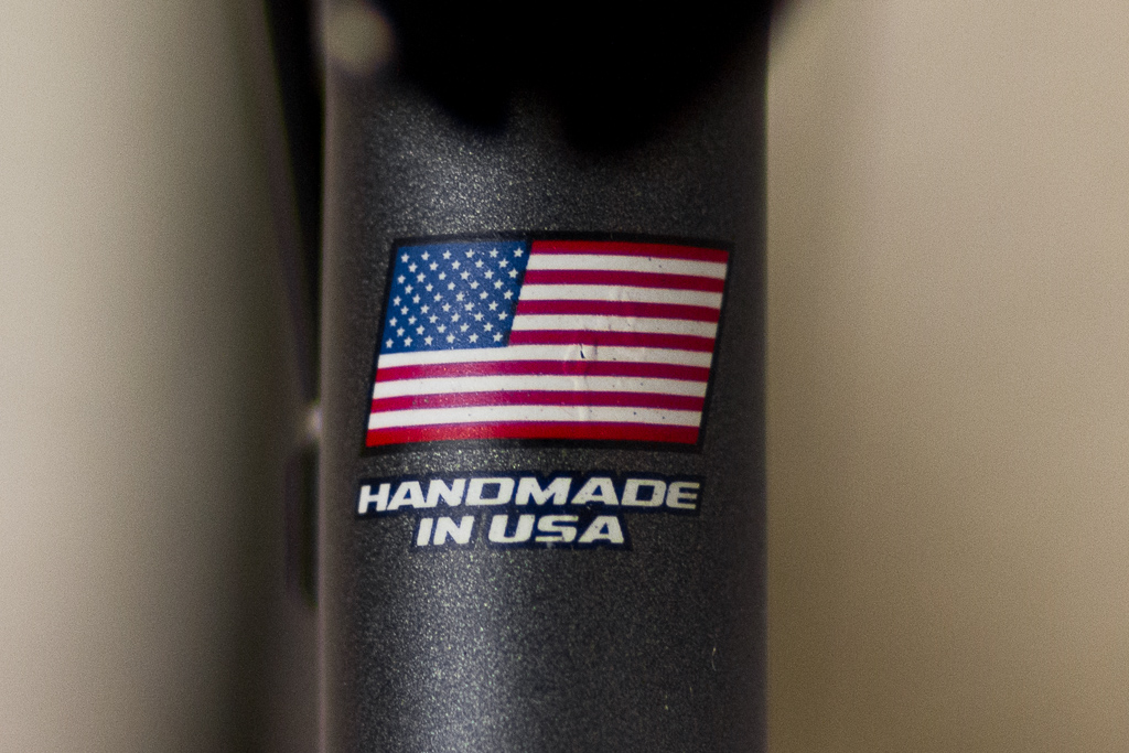 logo-handmade-in-usa-cannondale-bicycle