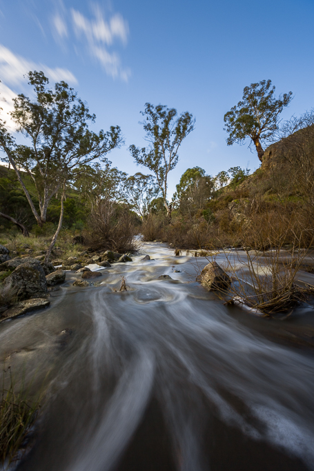 flowing-water-campaspe-river-victoria