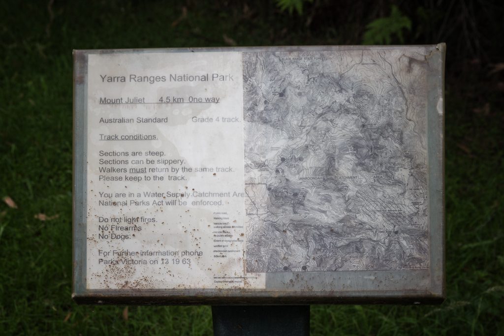 mt-juliet-information-sign-yarra-ranges-national-park